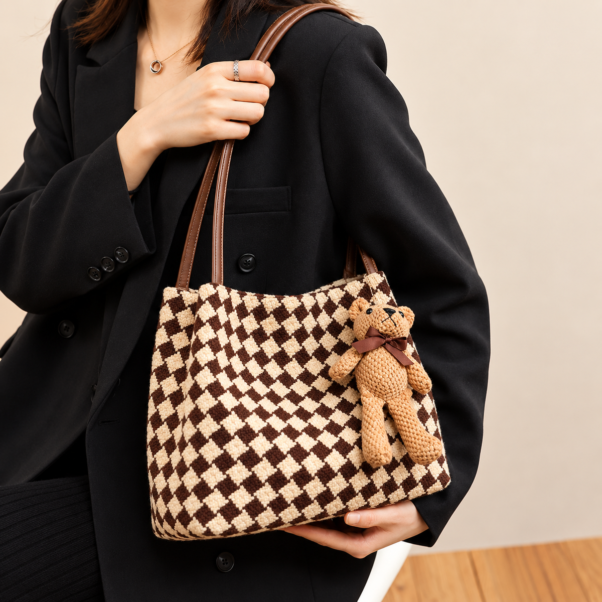 ELVic Wear™ Women's Luxe Houndstooth Shoulder Tote Bag